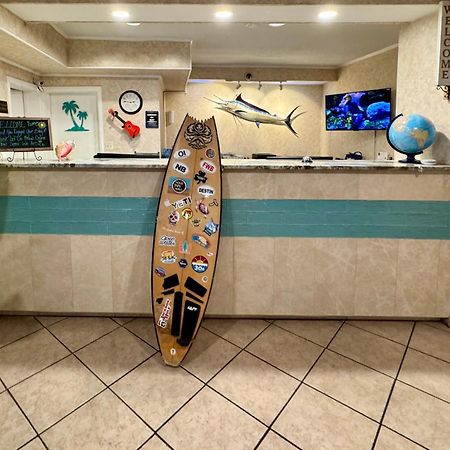 Hole Inn The Wall Hotel - Fort Walton Beach - Sunset Plaza - Nearby Beaches & Hurlburt Экстерьер фото