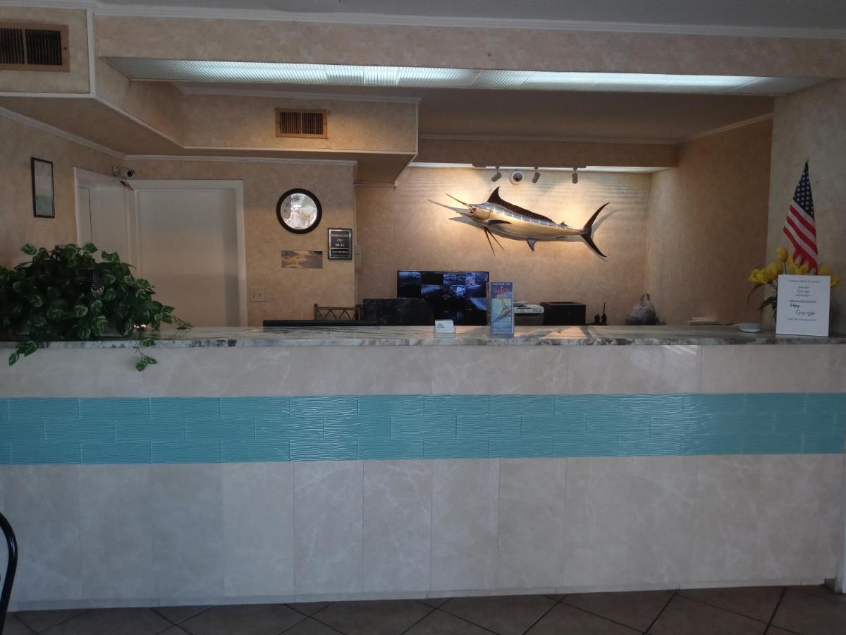 Hole Inn The Wall Hotel - Fort Walton Beach - Sunset Plaza - Nearby Beaches & Hurlburt Экстерьер фото